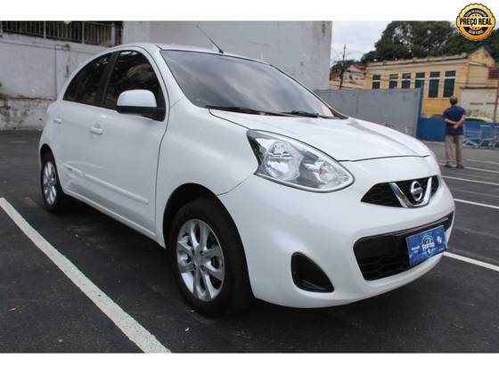 NISSAN MARCH 1.0 SV 12V FLEX 4P MANUAL NISSAN MARCH 1.0 SV 12V FLEX 4P MANUAL